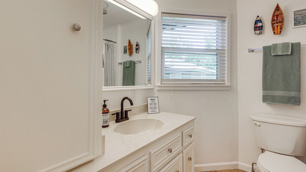 Photo of Bathroom in West Livingston