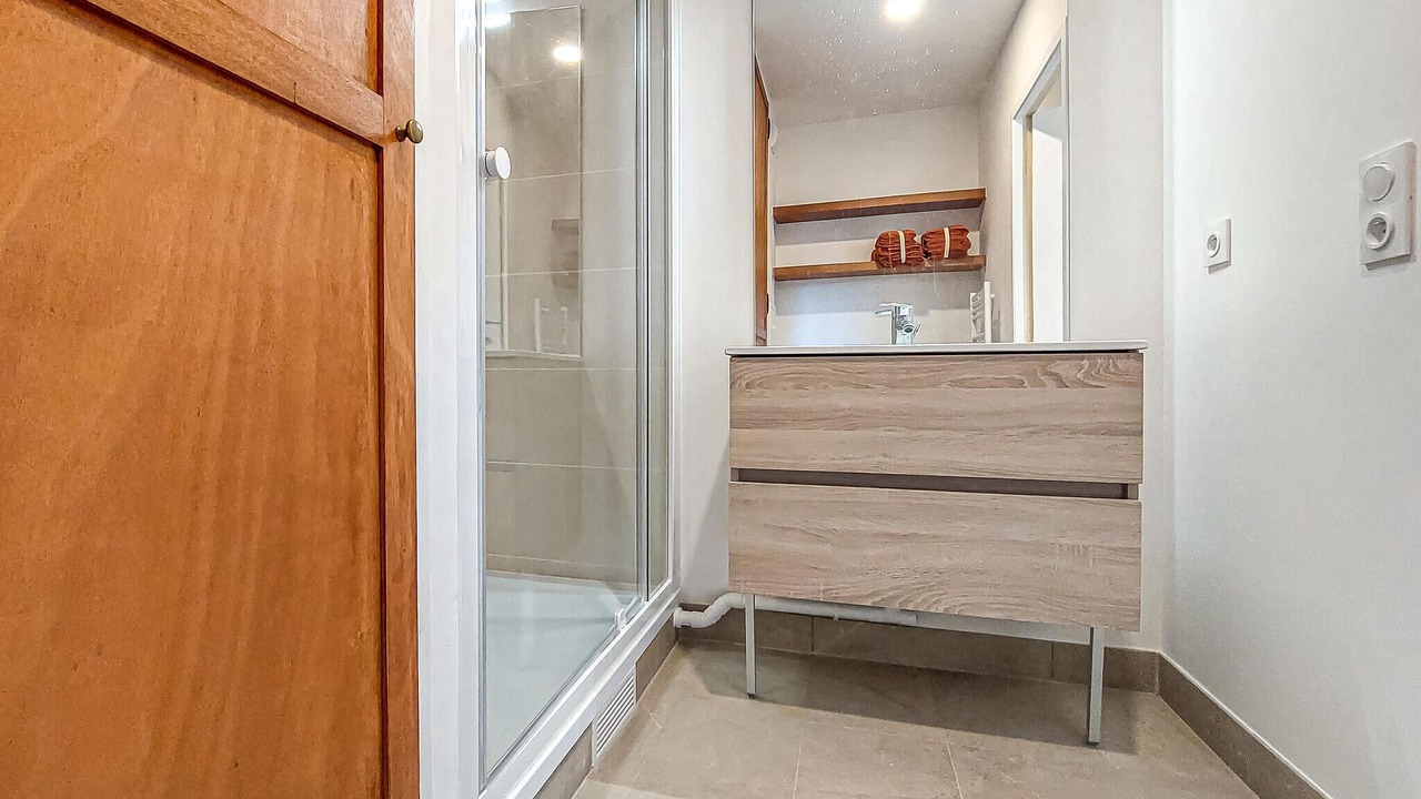 Photo of Bathroom in Juilly