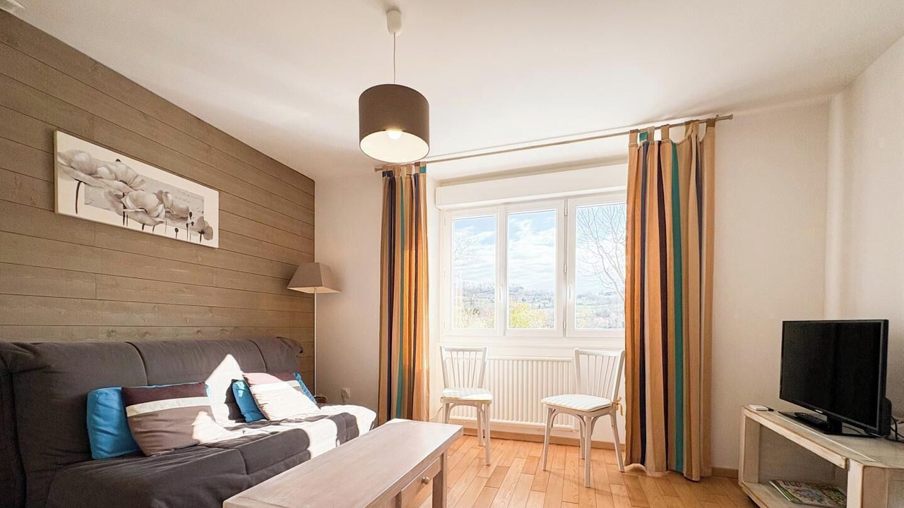 Photo of Livingroom in Figeac