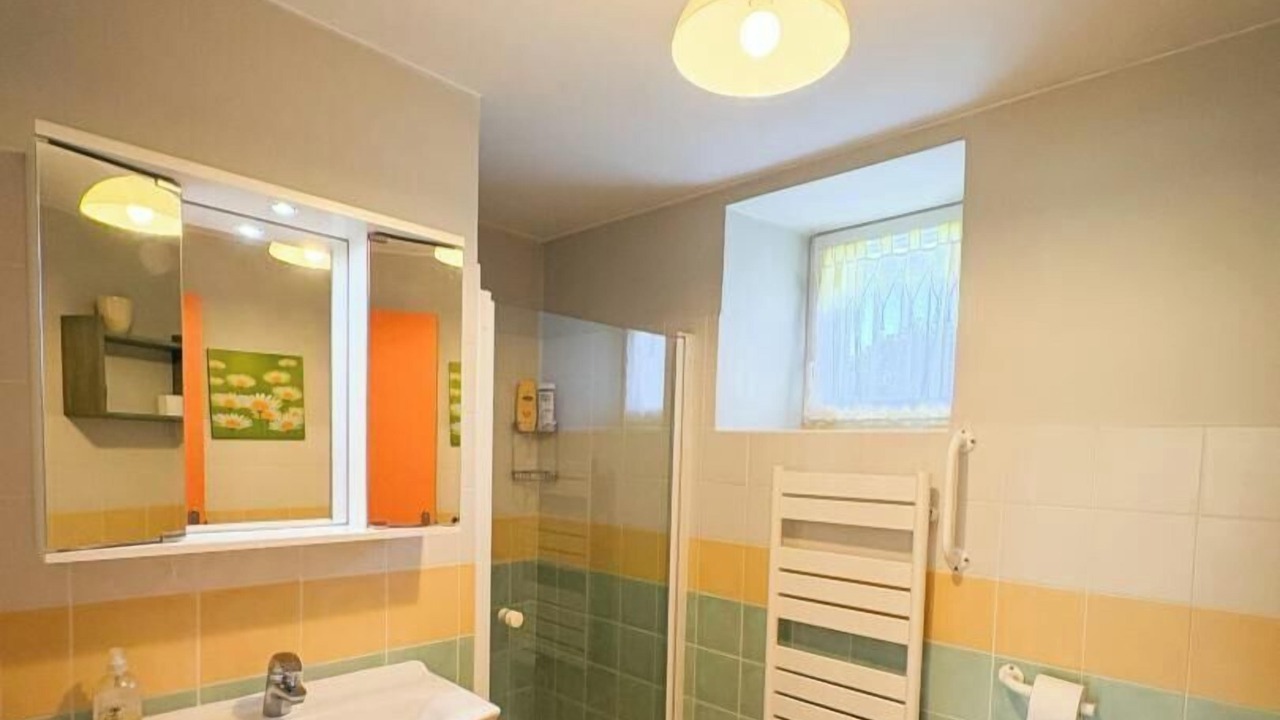 Photo of Bathroom in Figeac