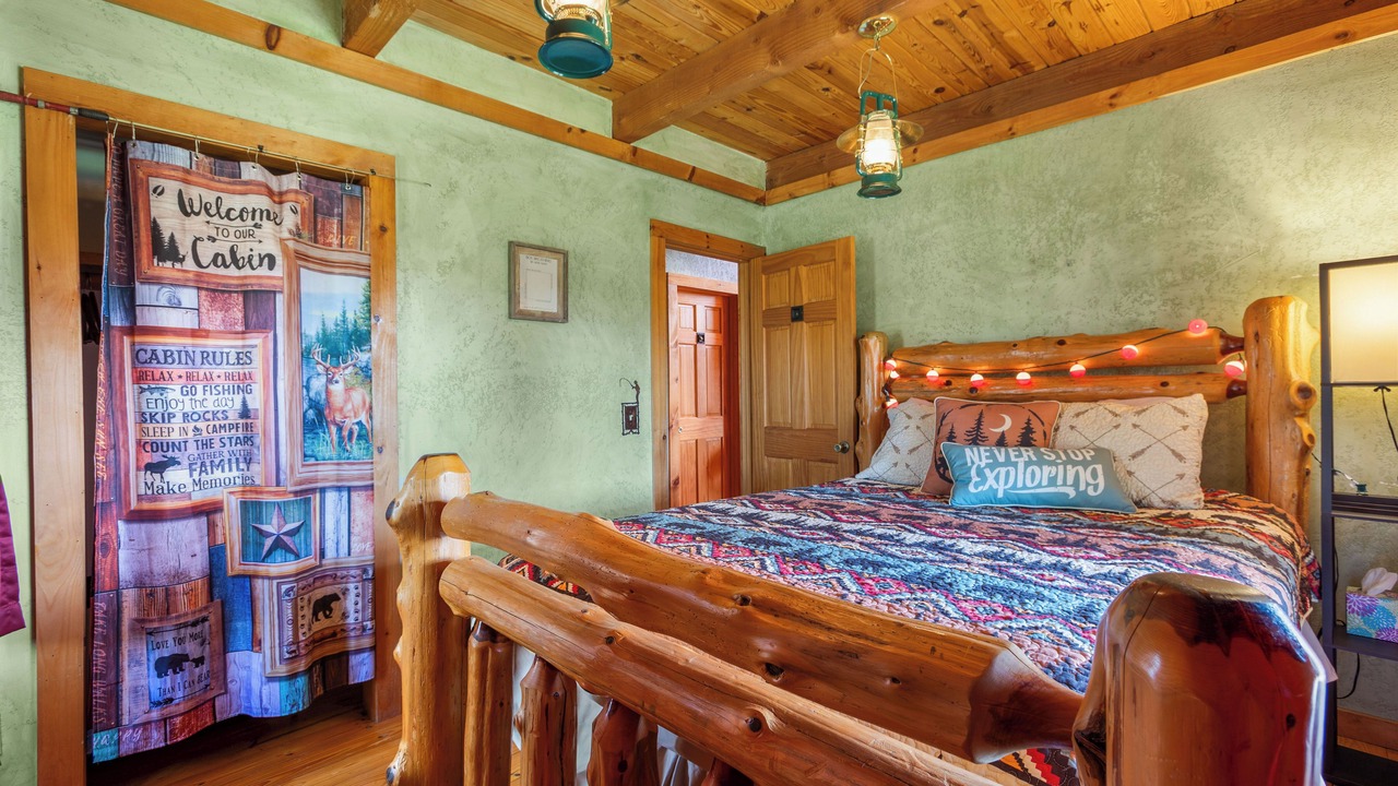 Photo of Bedroom in Eagle Rock