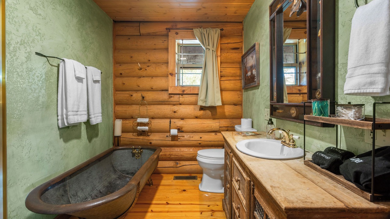 Photo of Bathroom in Eagle Rock