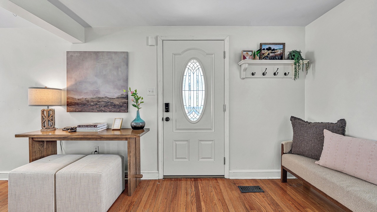 Photo of Livingroom in Roanoke