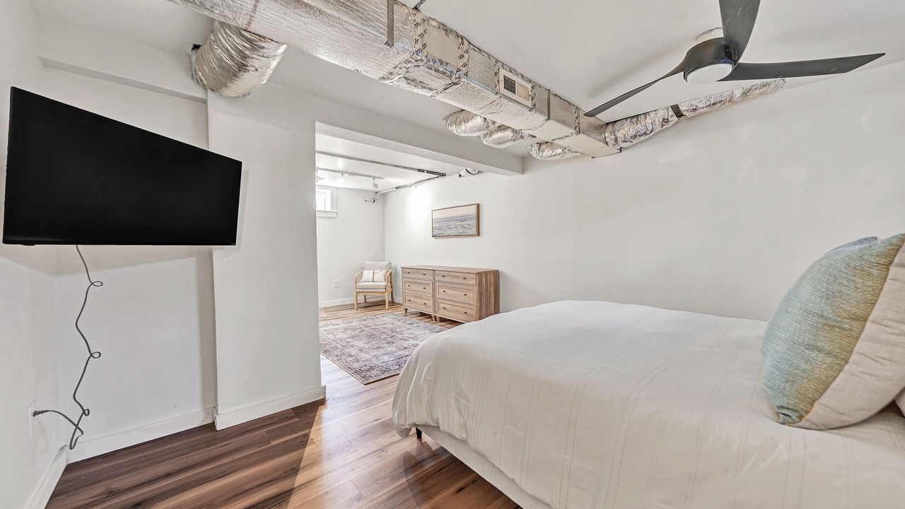 Photo of Bedroom in Roanoke