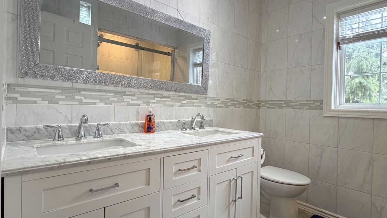 Photo of Bathroom in Valentia