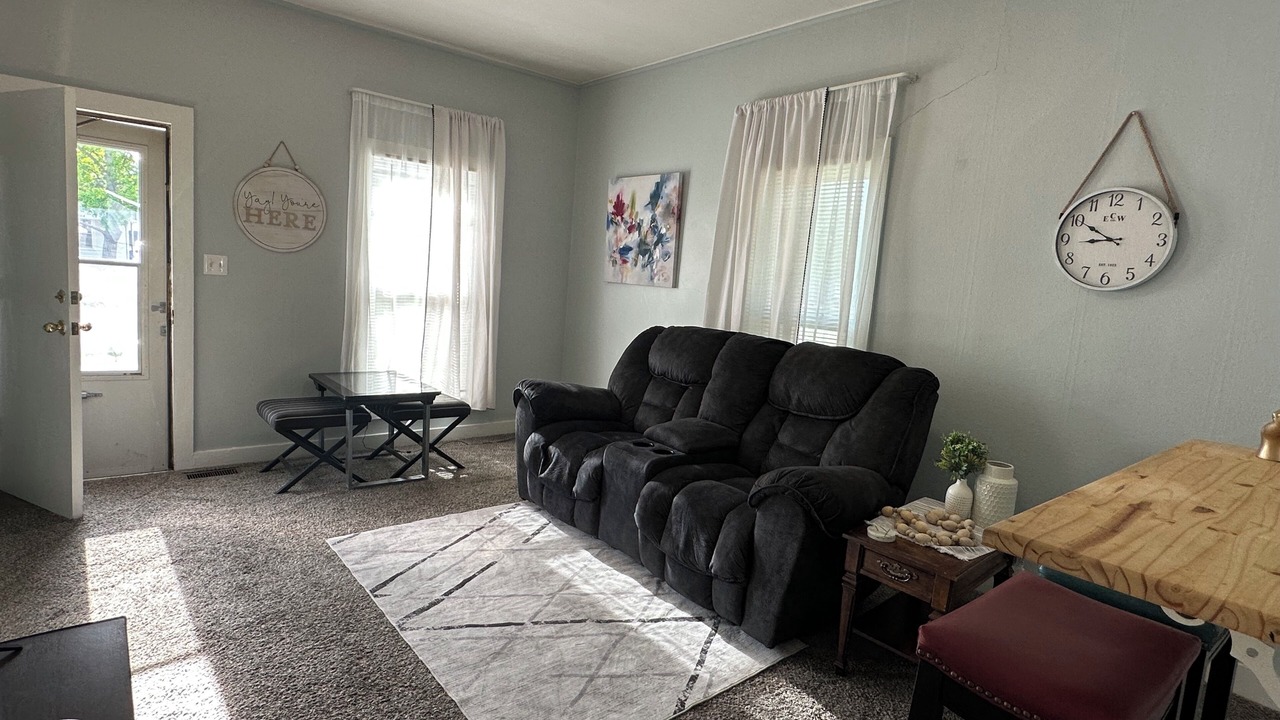 Photo of Livingroom in McPherson