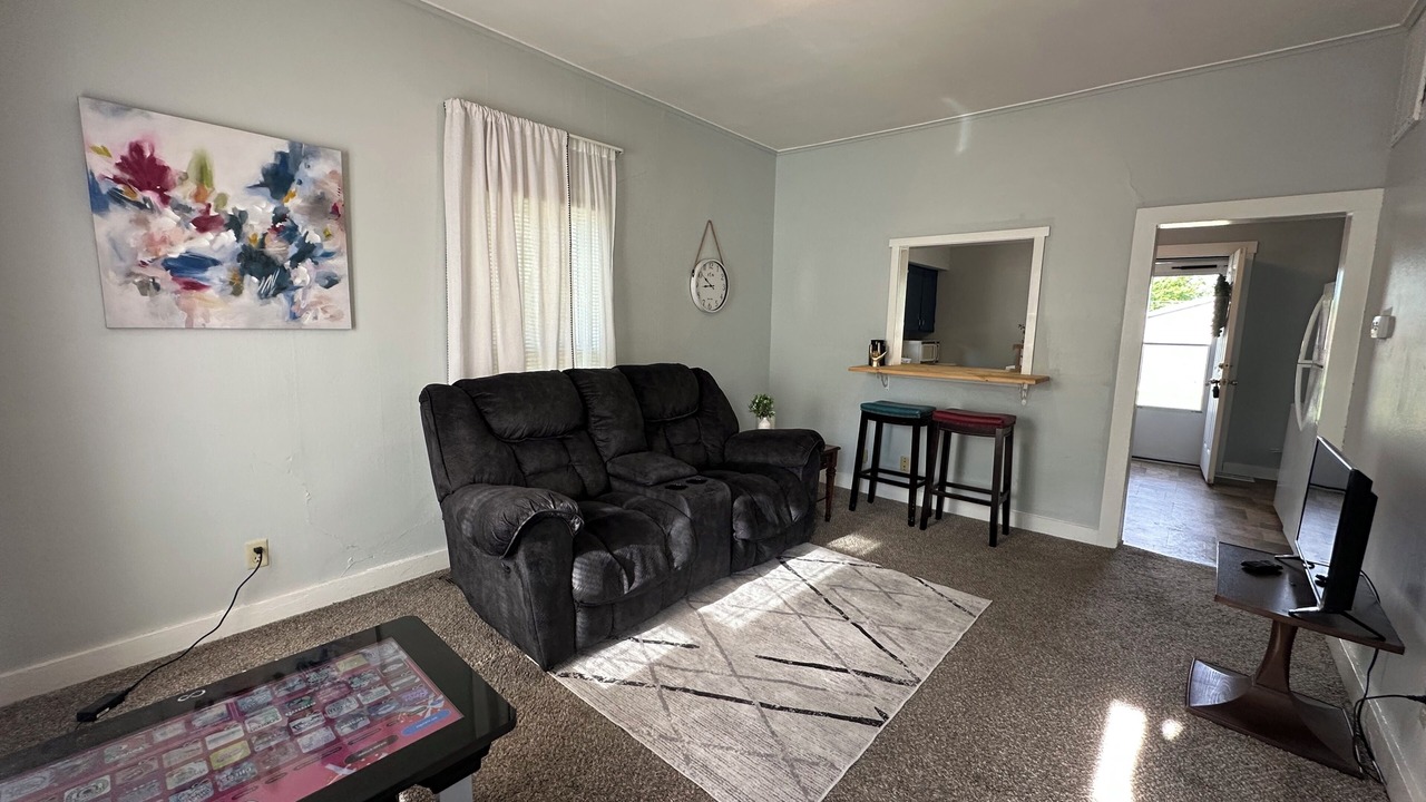 Photo of Livingroom in McPherson