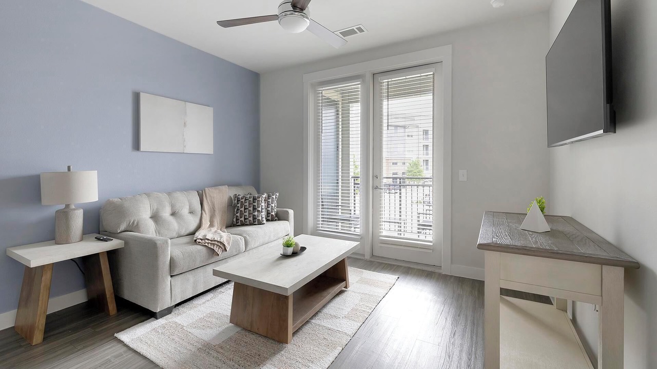 Photo of Livingroom in Euless
