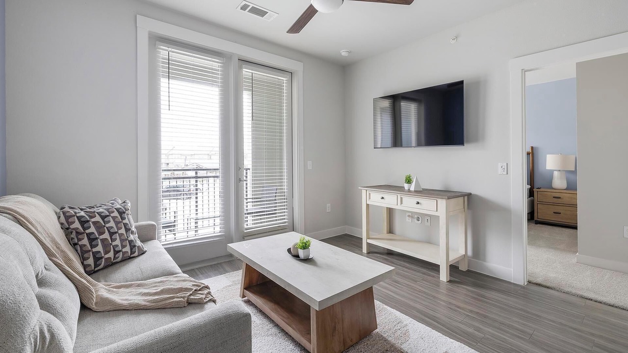Photo of Livingroom in Euless