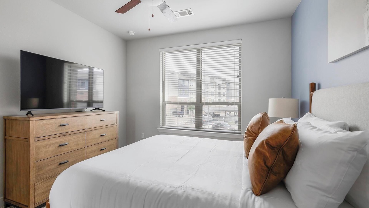 Photo of Bedroom in Euless