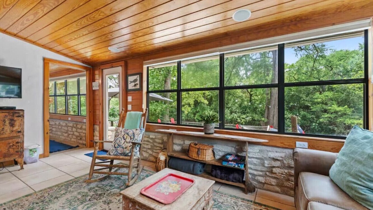 Photo of Livingroom in Canyon Lake
