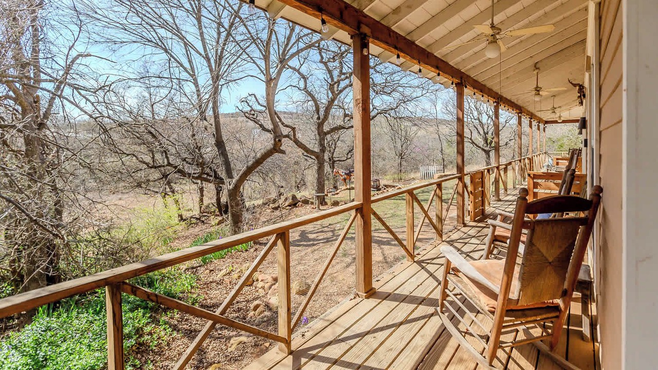 Photo of Patio Balcony in Medicine Park