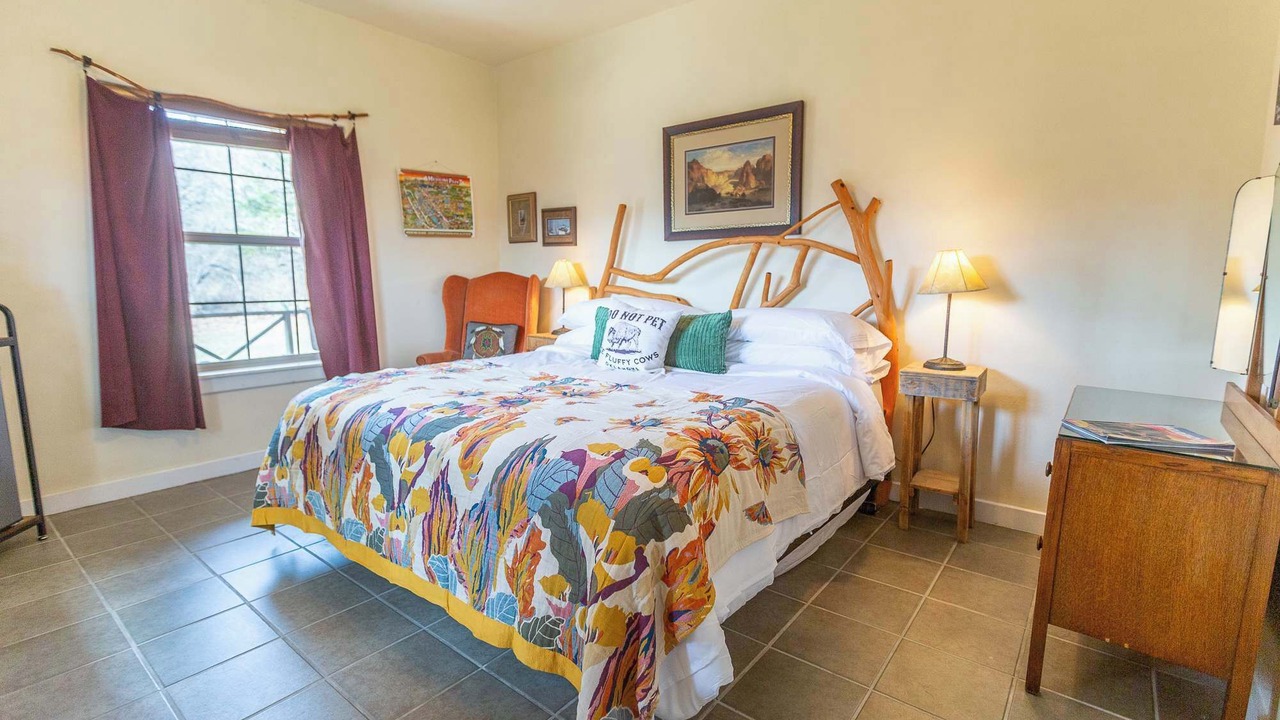 Photo of Bedroom in Medicine Park