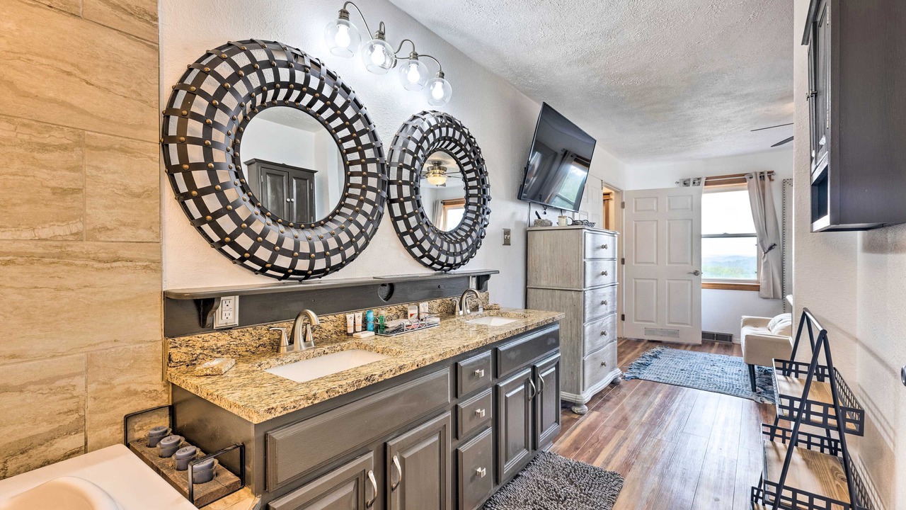 Photo of Bathroom in Branson