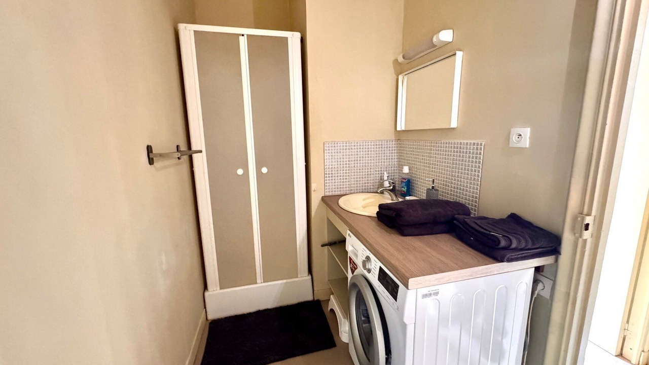 Photo of Bathroom in Rumaucourt