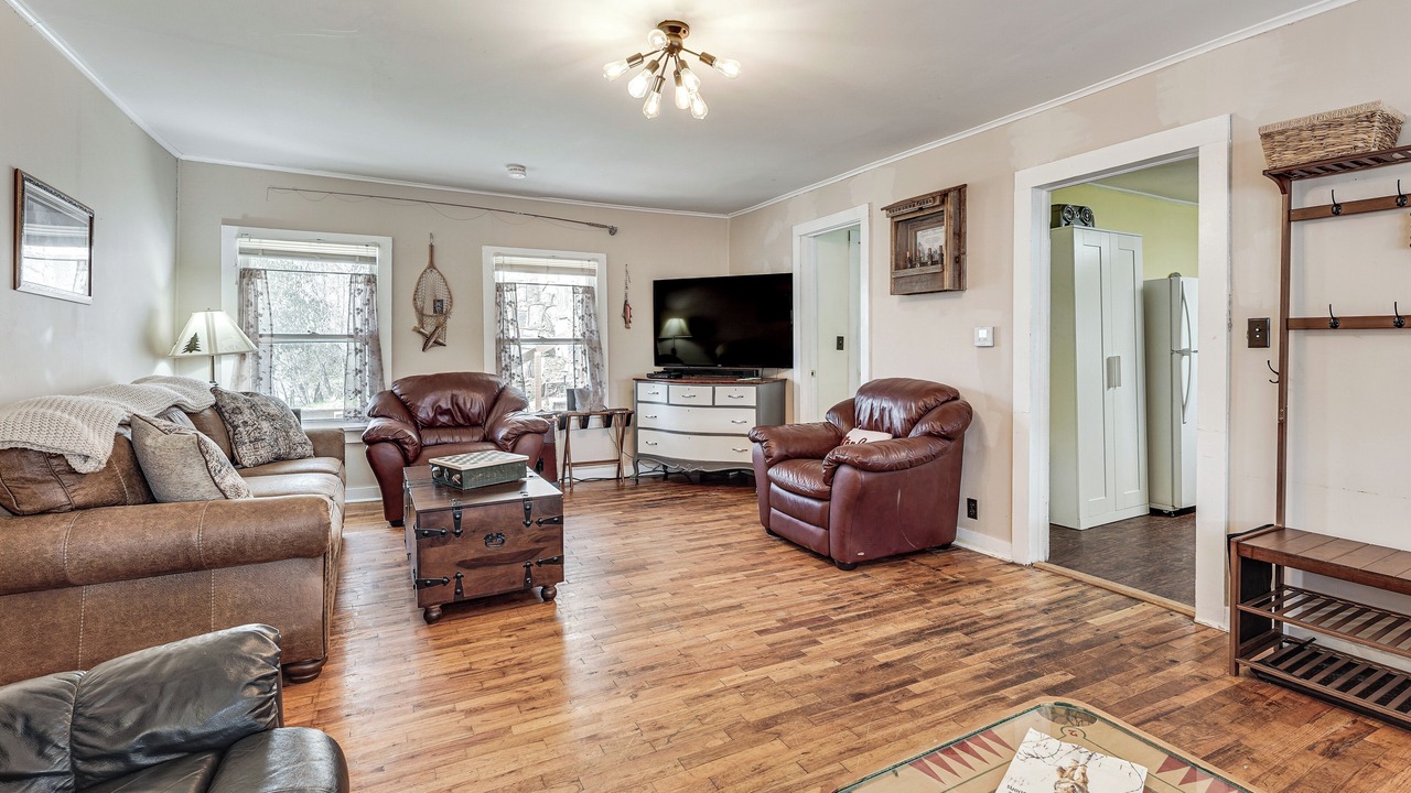 Photo of Livingroom in Rockaway Beach