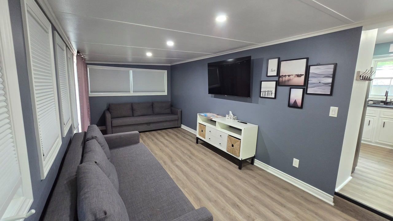 Photo of Livingroom in Sherkston