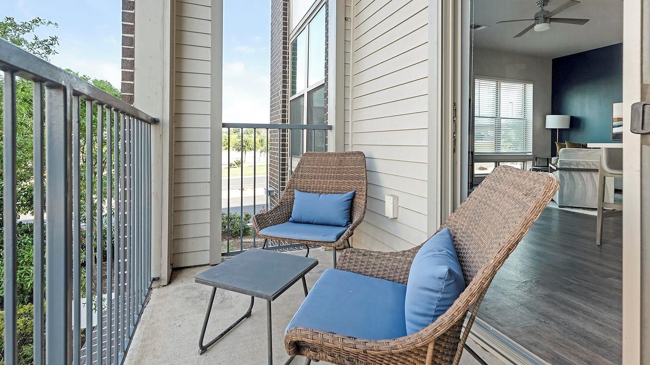 Photo of Patio Balcony in Montopolis