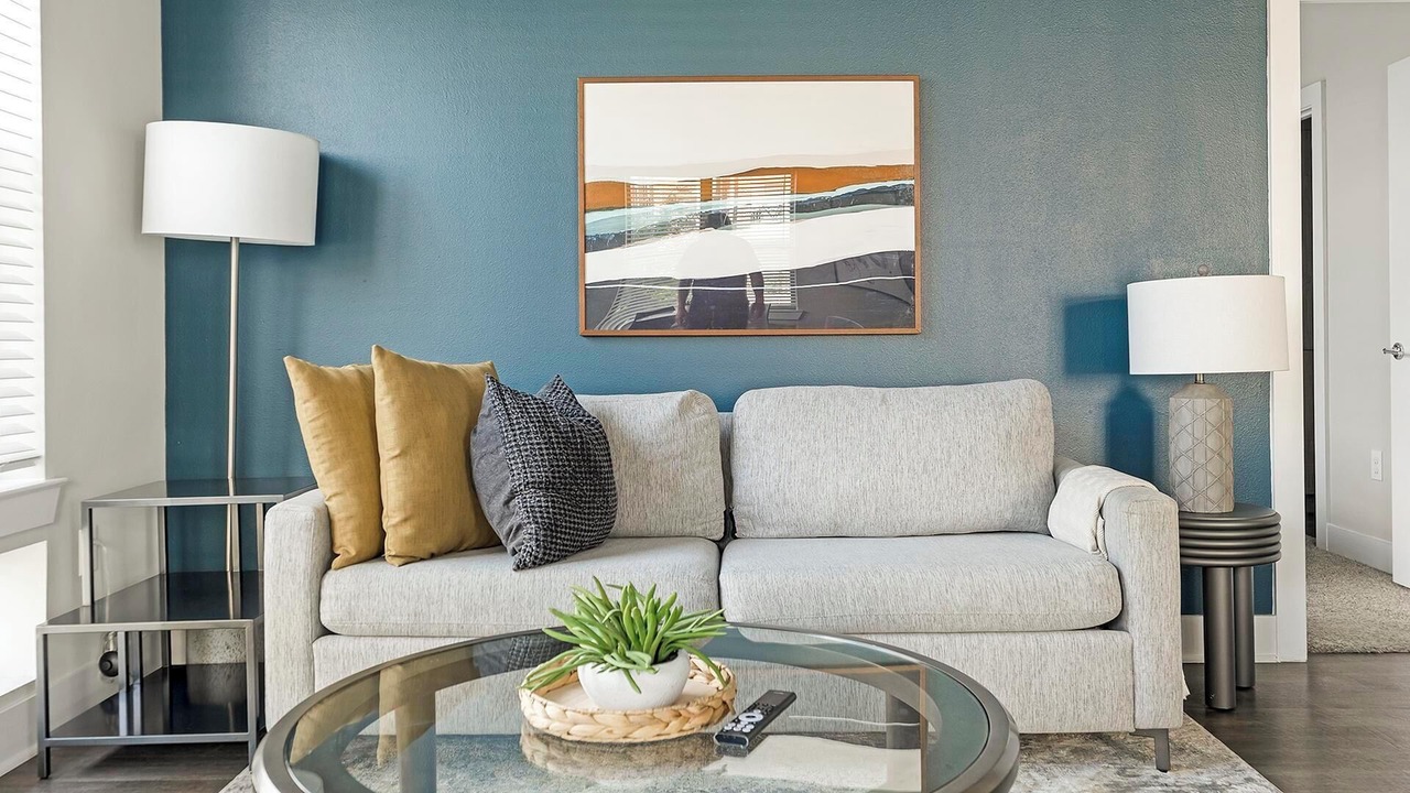 Photo of Livingroom in Montopolis