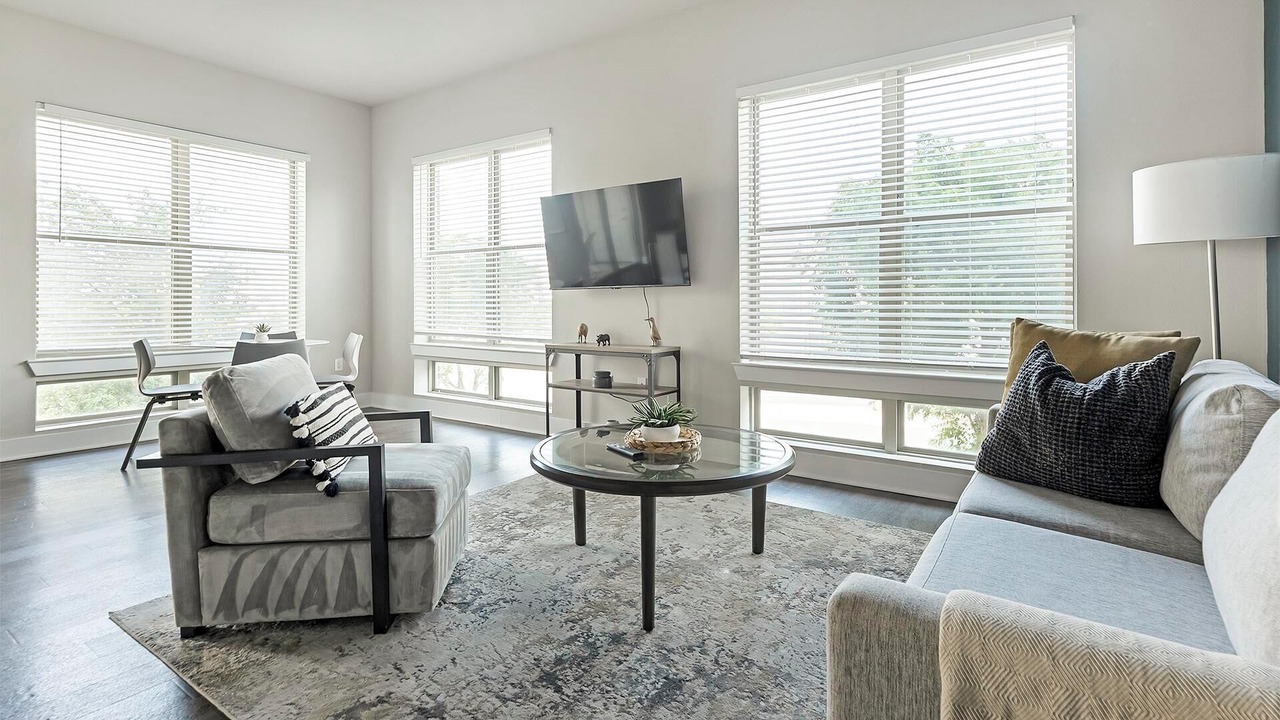 Photo of Livingroom in Montopolis