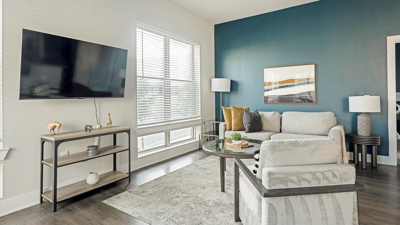 Photo of Livingroom in Montopolis