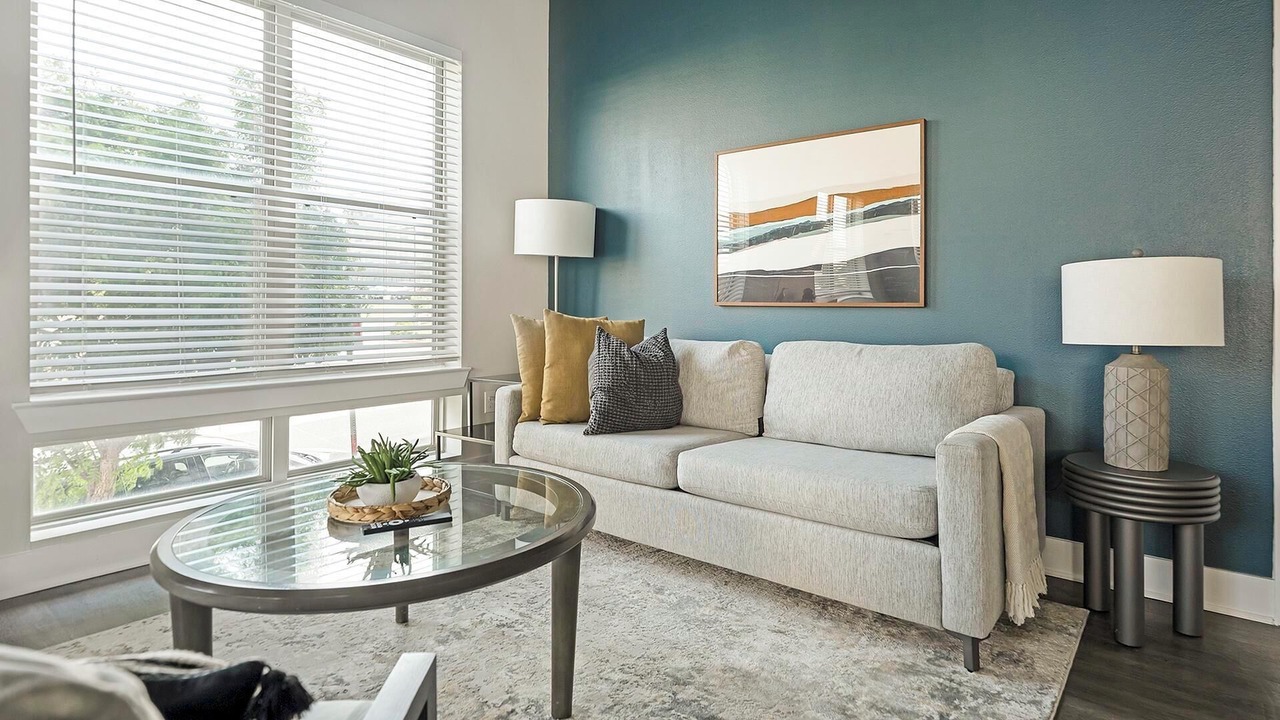 Photo of Livingroom in Montopolis