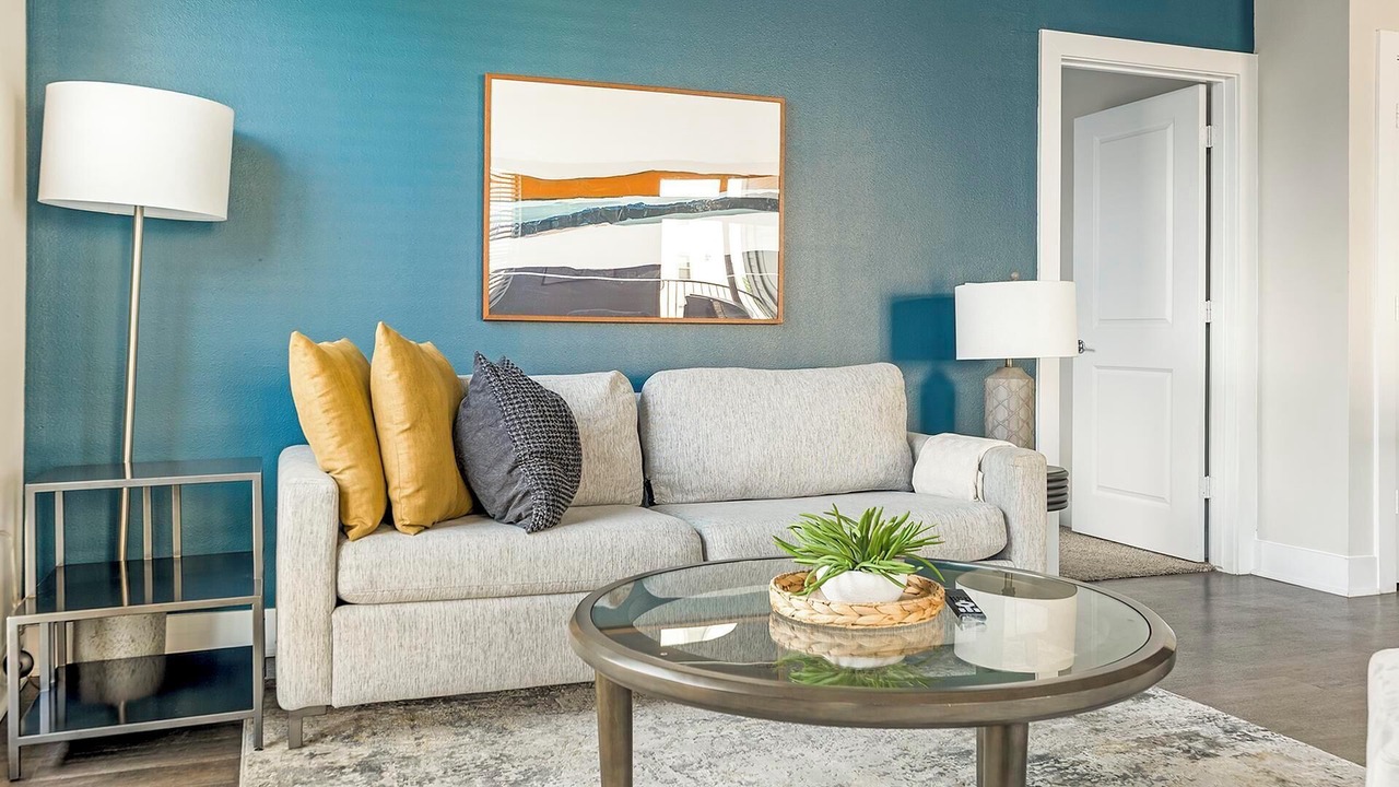 Photo of Livingroom in Montopolis