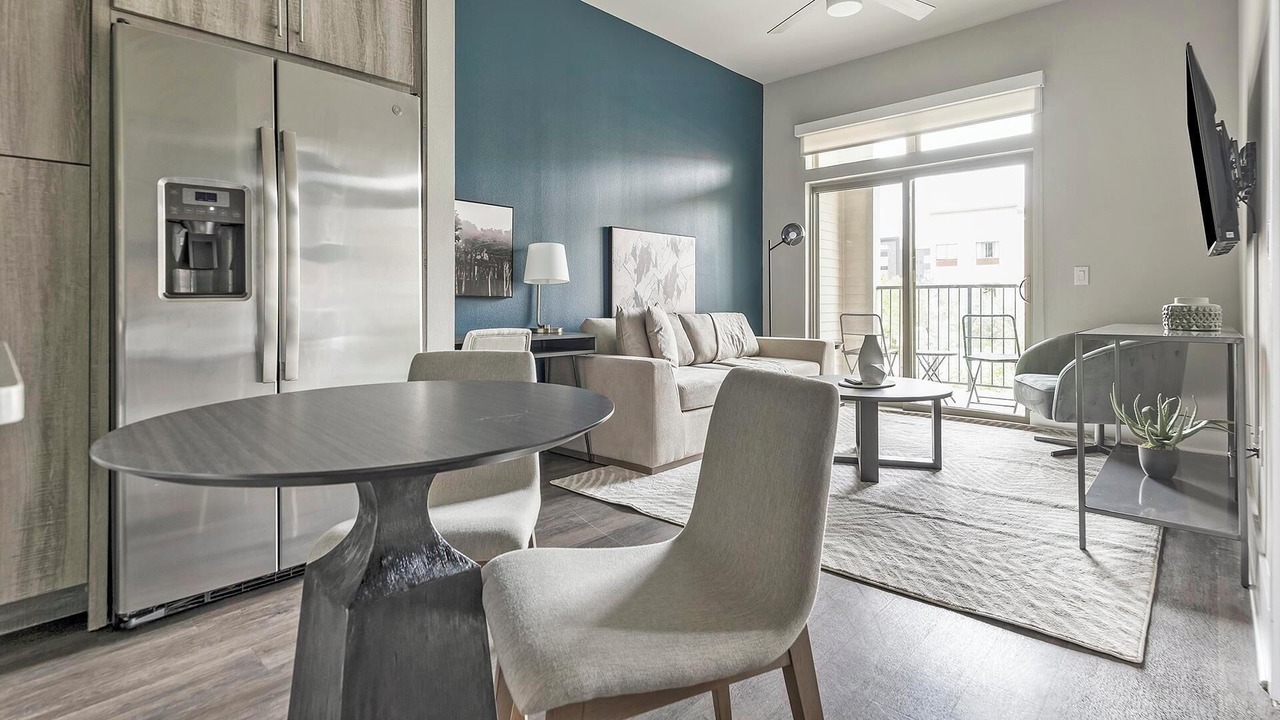 Photo of Livingroom in Montopolis