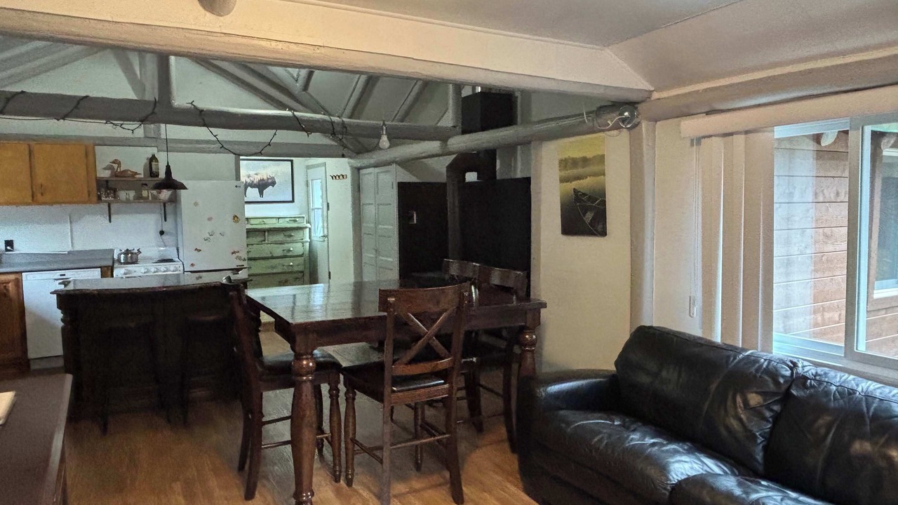 Photo of Livingroom in Frampton