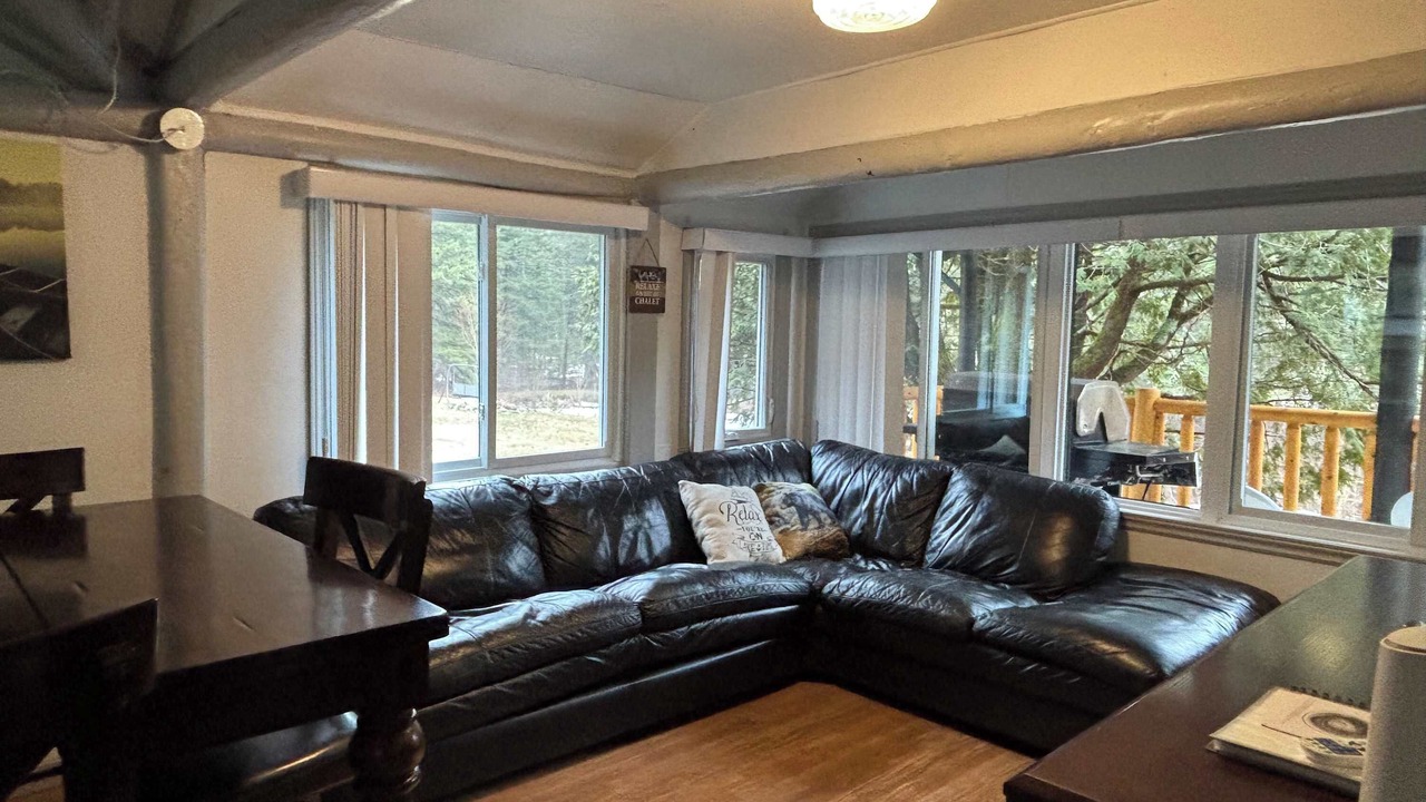 Photo of Livingroom in Frampton