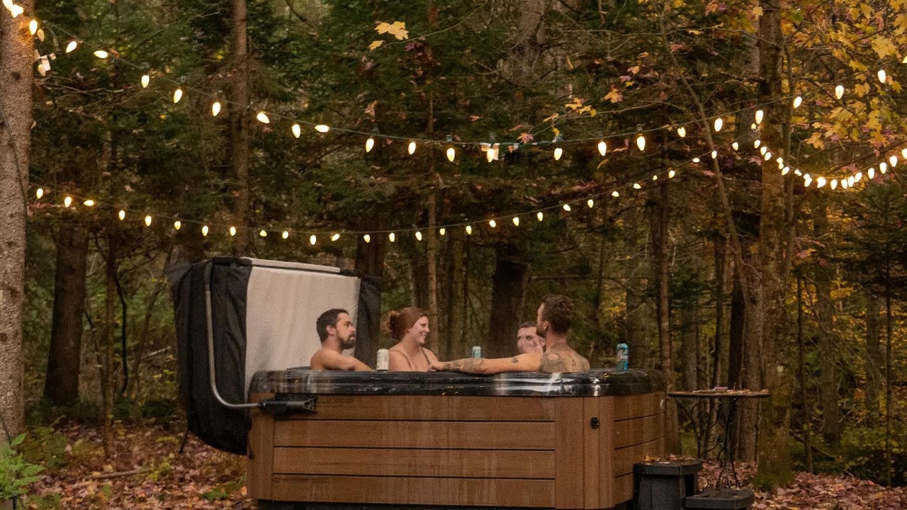 Photo of Outdoor in Frampton