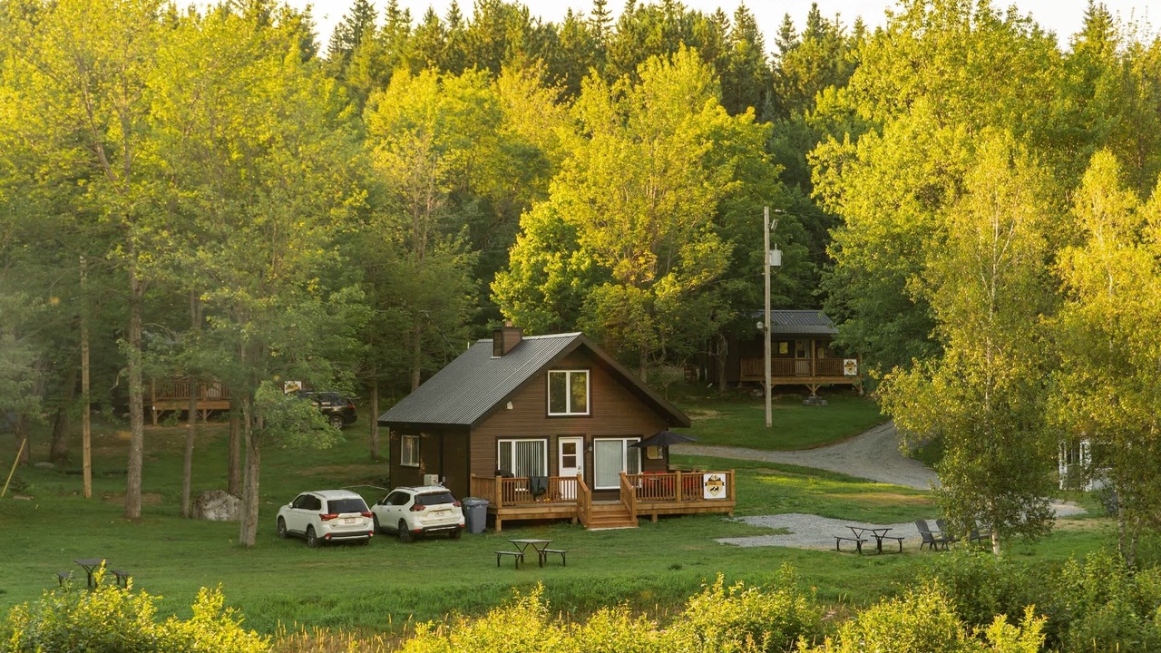 Photo of Outdoor in Frampton