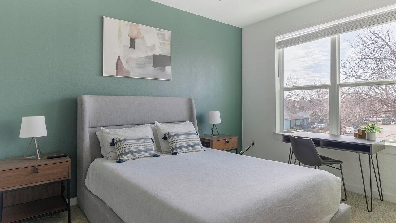 Photo of Bedroom in Garland