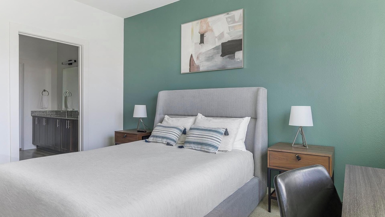 Photo of Bedroom in Garland