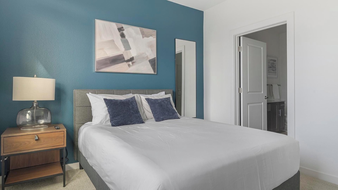 Photo of Bedroom in Garland