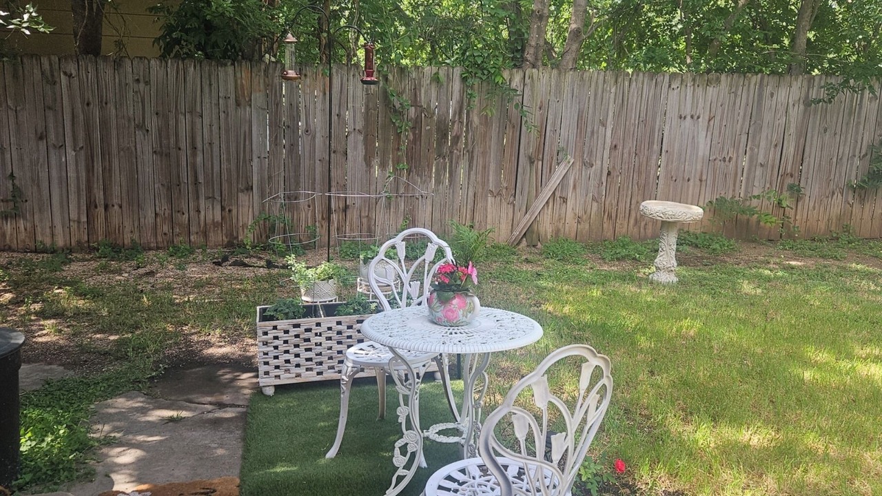 Photo of Outdoor in Sayles Blvd. Area