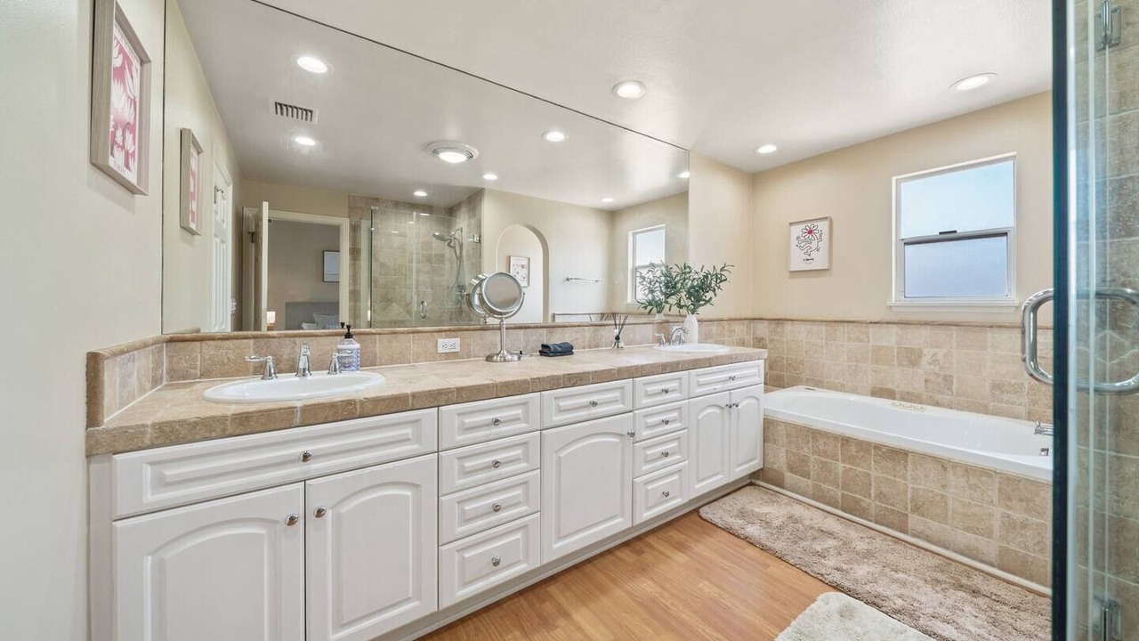 Photo of Bathroom in Burbank