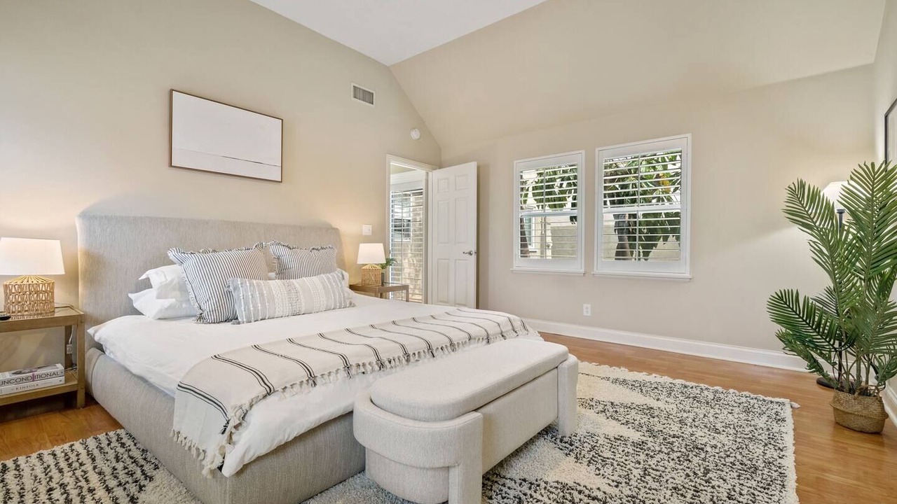 Photo of Bedroom in Burbank