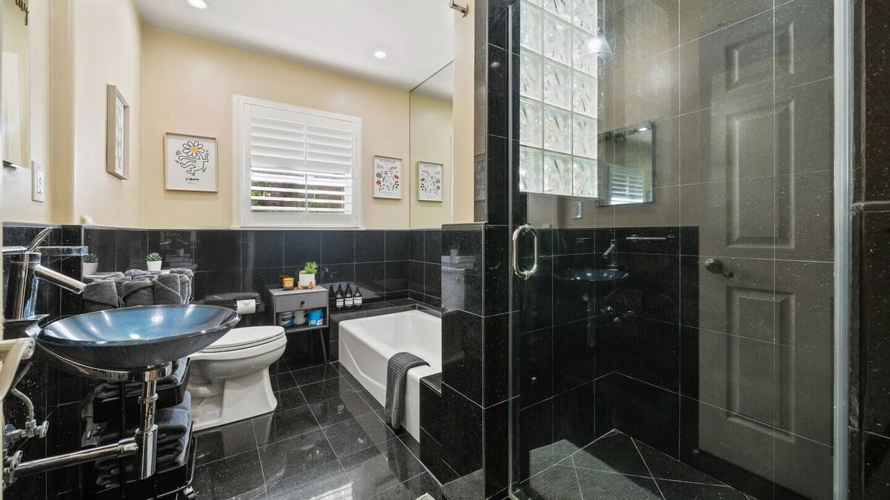 Photo of Bathroom in Burbank