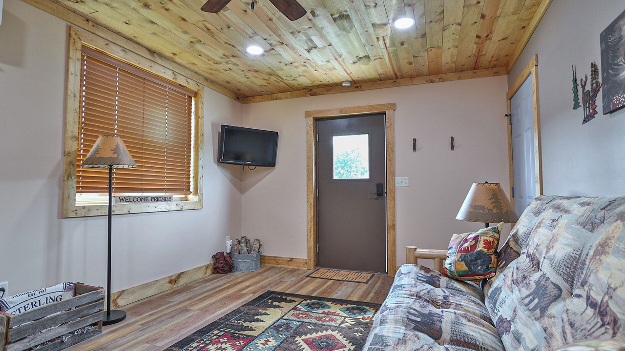 Photo of Livingroom in Johnson County