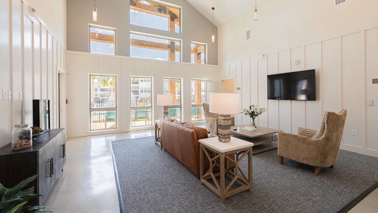Photo of Livingroom in River Ranch