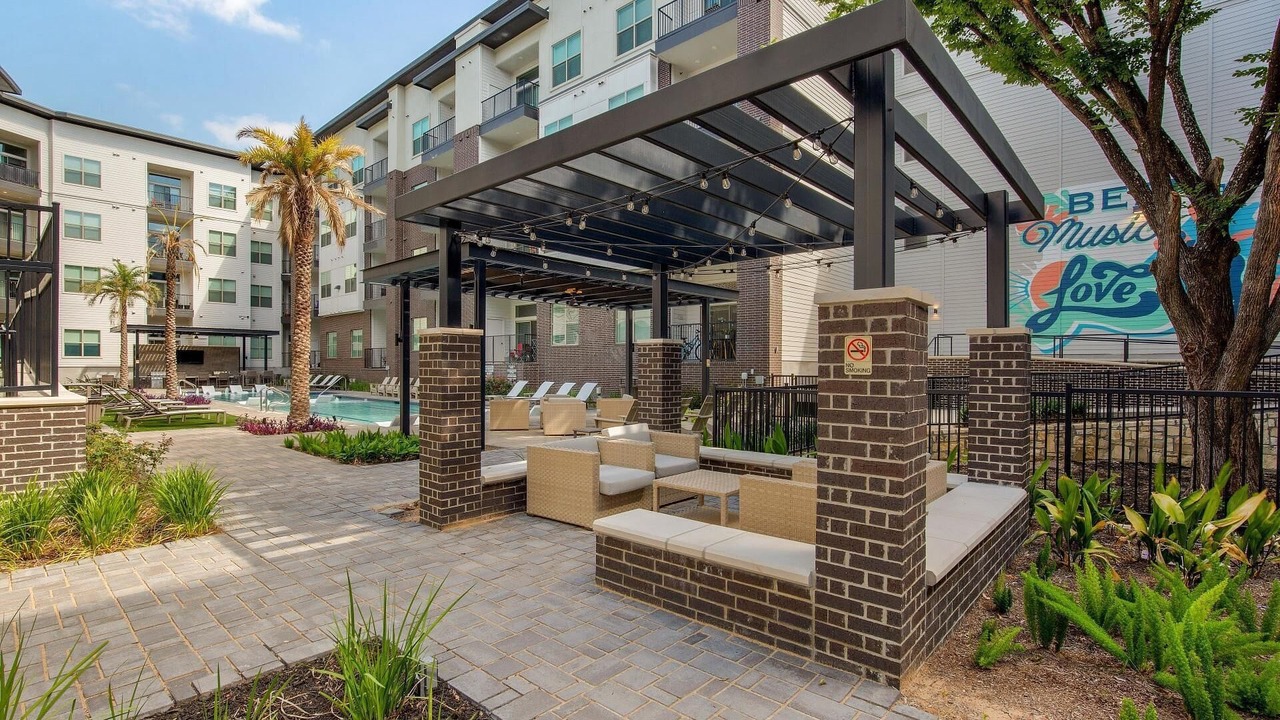 Photo of Patio Balcony in Montopolis