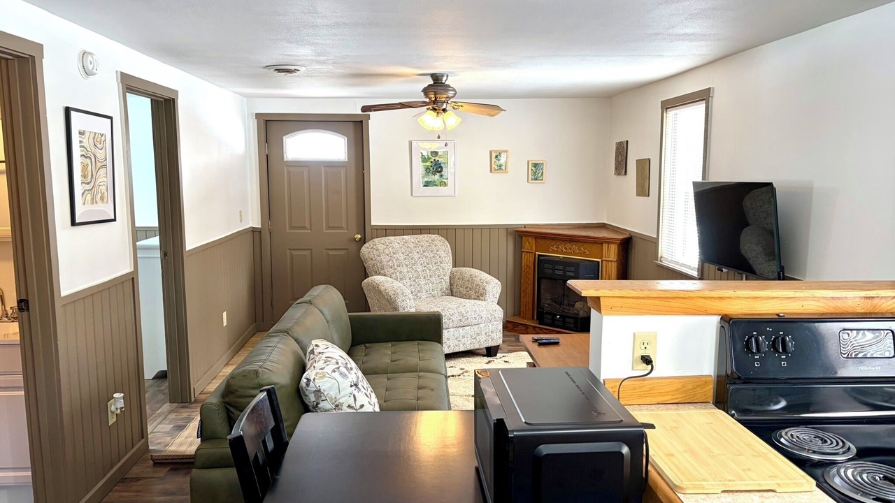 Photo of Livingroom in Town of Scriba