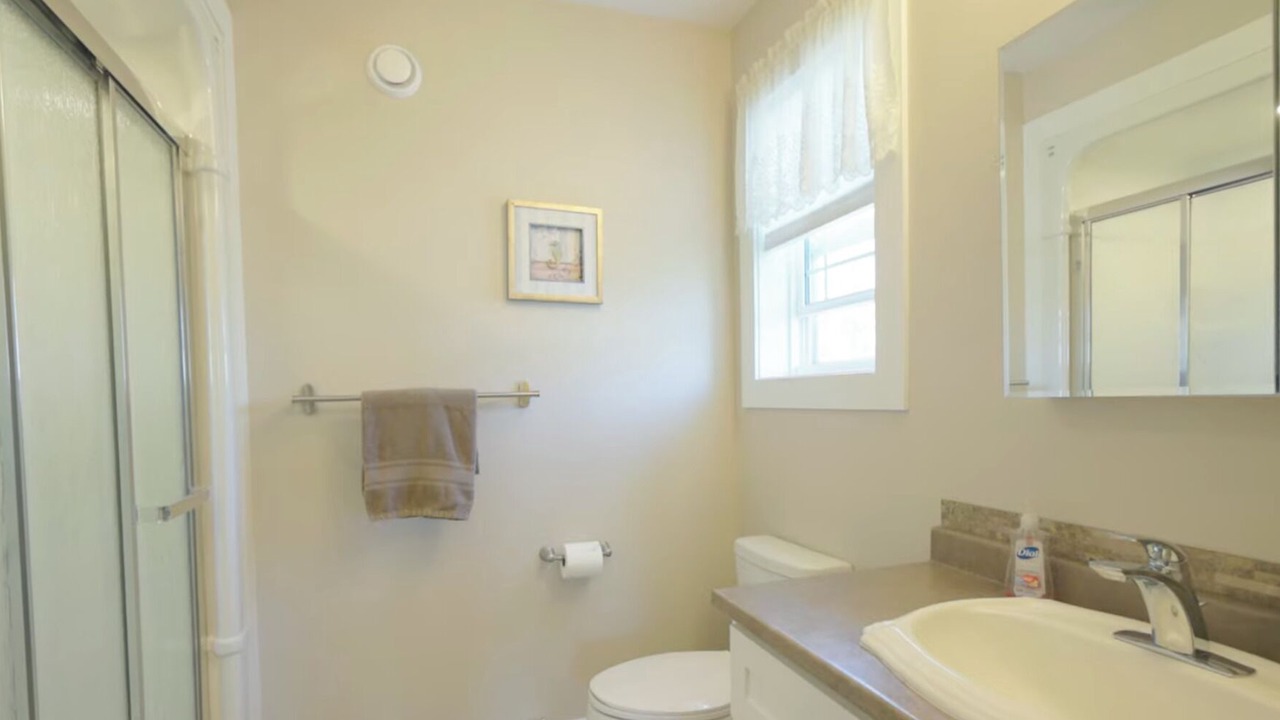 Photo of Bathroom in Brackley Beach