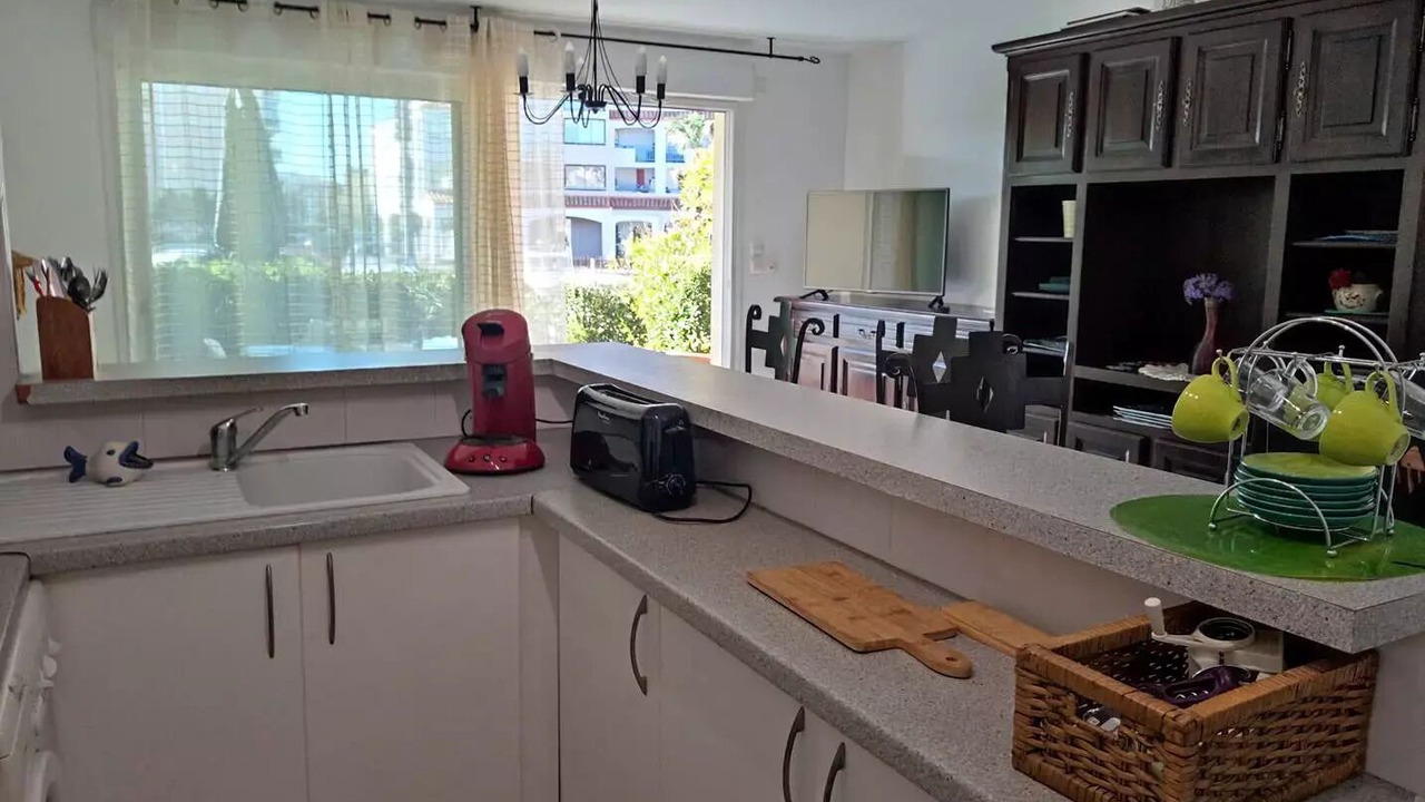 Photo of Kitchen in La Jetee