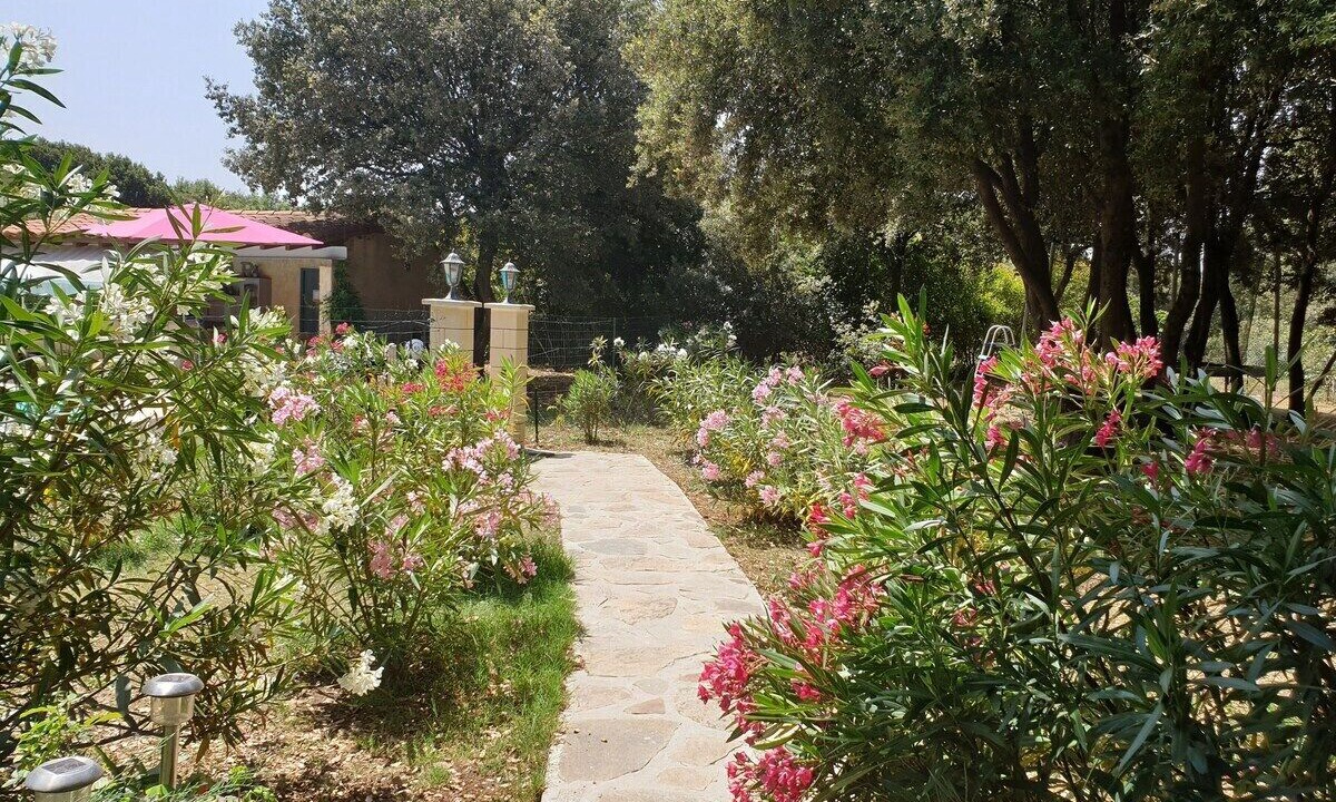 Photo of Outdoor in Montolieu