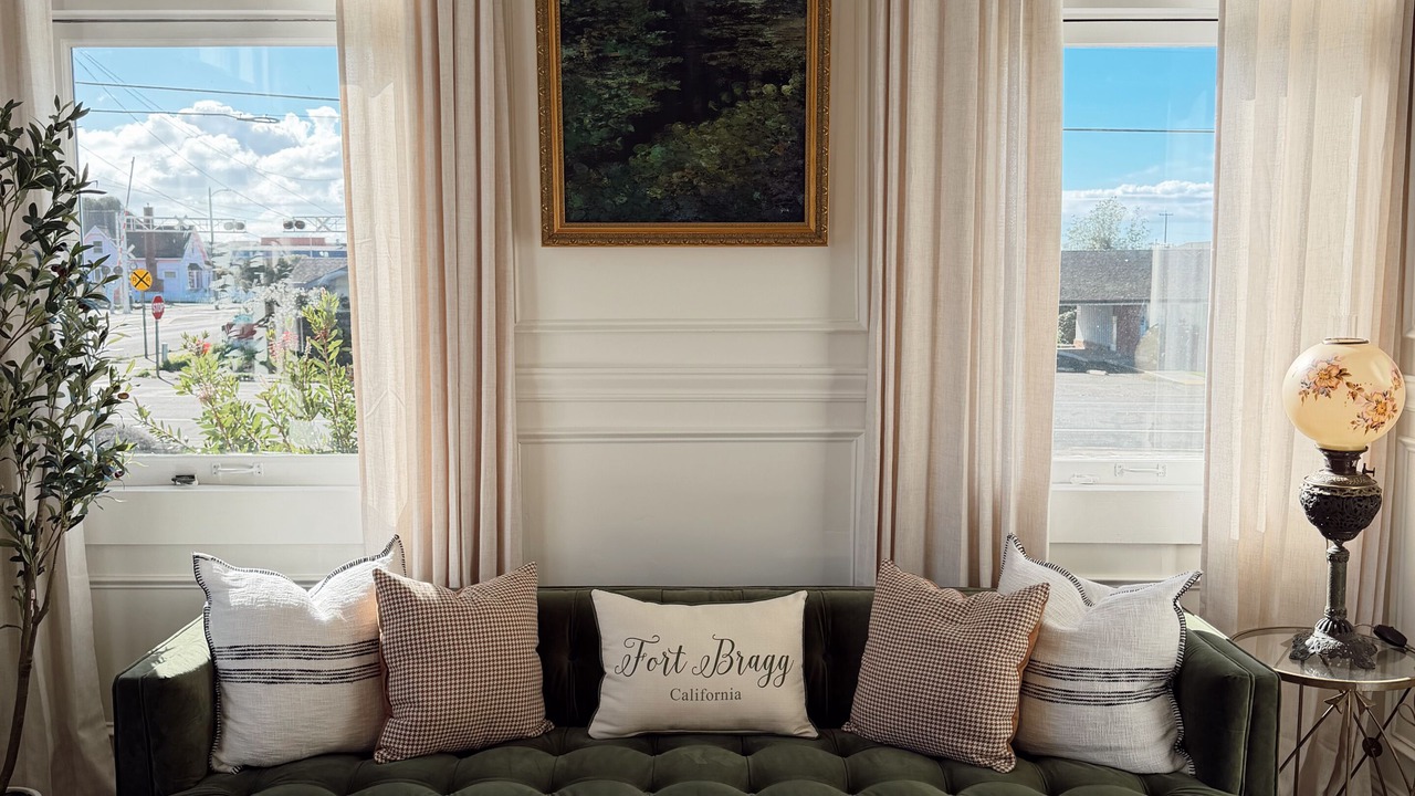 Photo of Livingroom in Fort Bragg