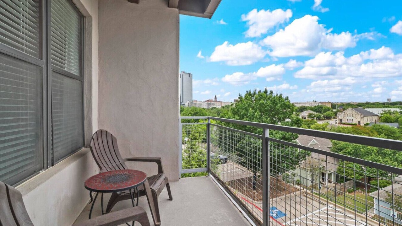 Photo of Patio Balcony in Downtown Fort Worth
