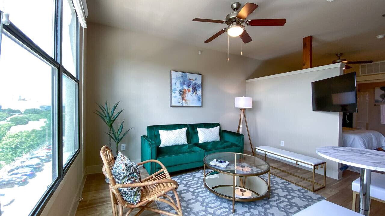Photo of Livingroom in Downtown Fort Worth