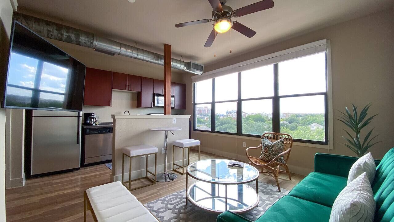 Photo of Livingroom in Downtown Fort Worth